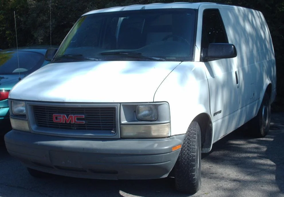 GMC Safari Cargo