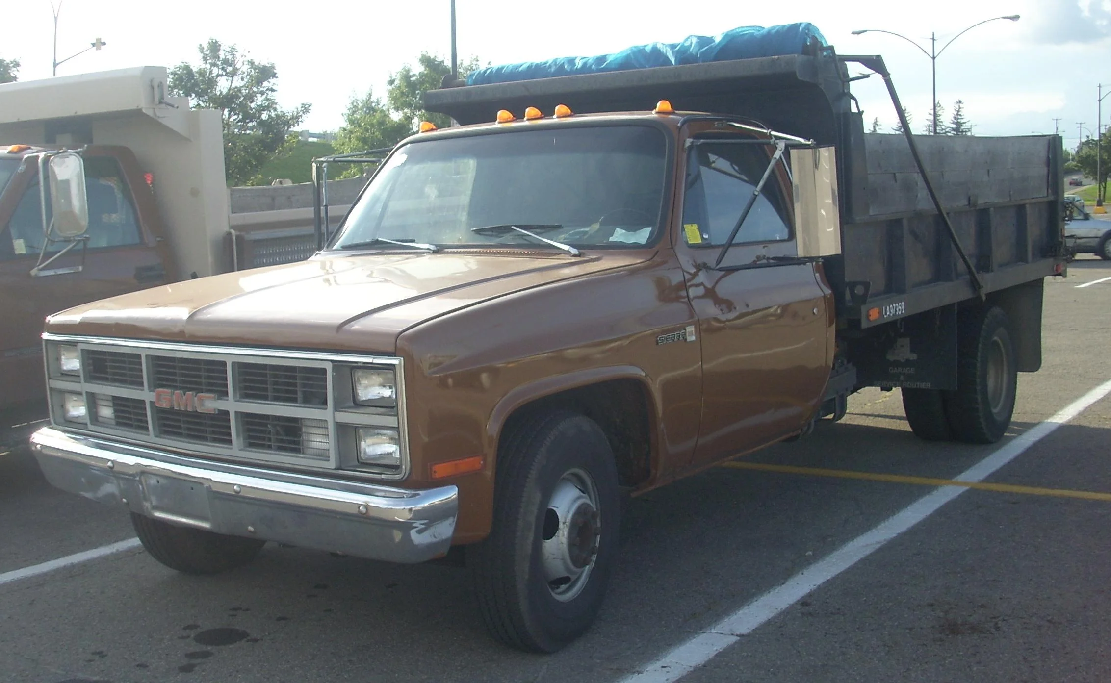 GMC 3500 Regular Cab