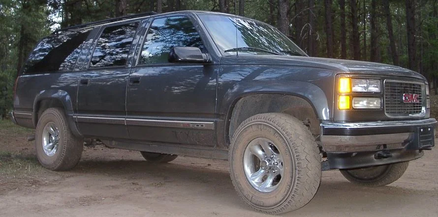 GMC Suburban 1500