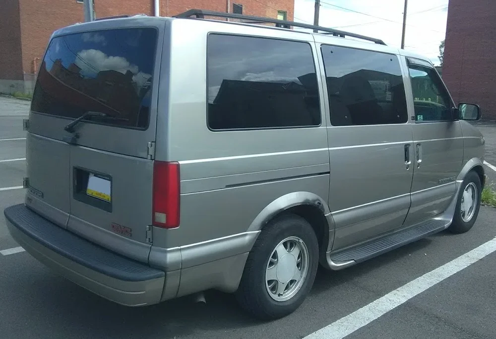 GMC Safari Passenger